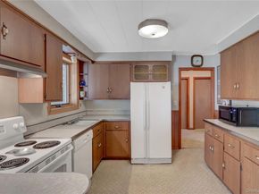 276 Woodlawn Avenue, Saint James NY 11780