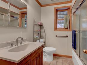 276 Woodlawn Avenue, Saint James NY 11780