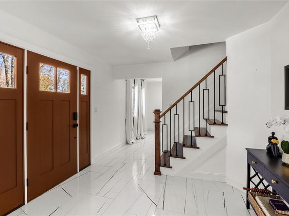 2 Grove Avenue, Coram NY 11727