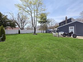 8 Alice Street, East Patchogue NY 11772