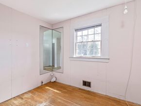 10 Fortune Court, Commack NY 11725
