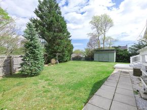 10 Fortune Court, Commack NY 11725