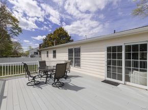 10 Fortune Court, Commack NY 11725