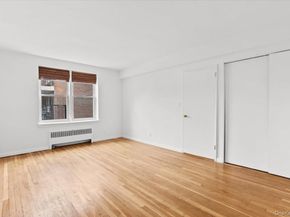 65 Durham Road 3F, Bronxville NY 10708