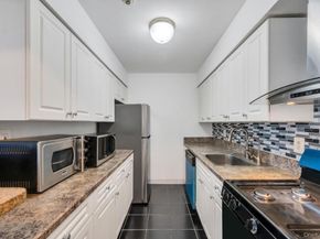 109 Pointe Circle S 109, Coram NY 11727