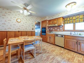 17 Wentworth Drive, Dix Hills NY 11746