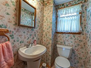 17 Wentworth Drive, Dix Hills NY 11746
