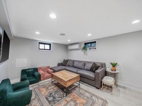 347 Broadway, Carle Place NY 11514