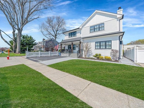347 Broadway, Carle Place NY 11514