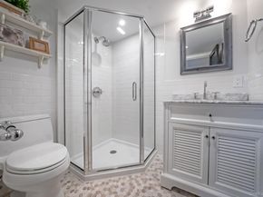347 Broadway, Carle Place NY 11514