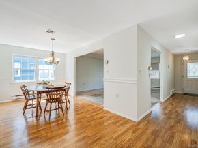 259 Edinburgh Drive, Ridge NY 11961