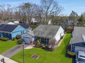 259 Edinburgh Drive, Ridge NY 11961