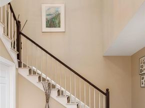 29 Beechwood Way, Briarcliff Manor NY 10510