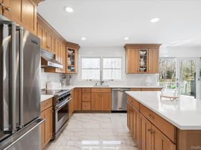 9 Red Creek Circle, Hampton Bays NY 11946