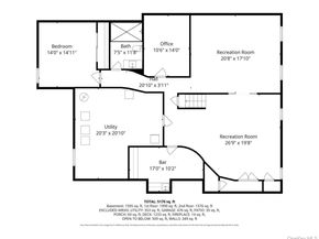 18 Aldgate Drive W, Manhasset NY 11030