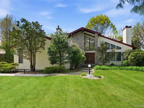 18 Aldgate Drive W, Manhasset NY 11030