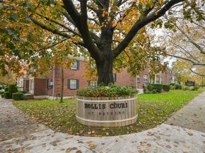 69-25 215th A, Bayside NY 11364