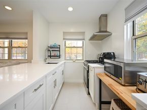 69-25 215th A, Bayside NY 11364