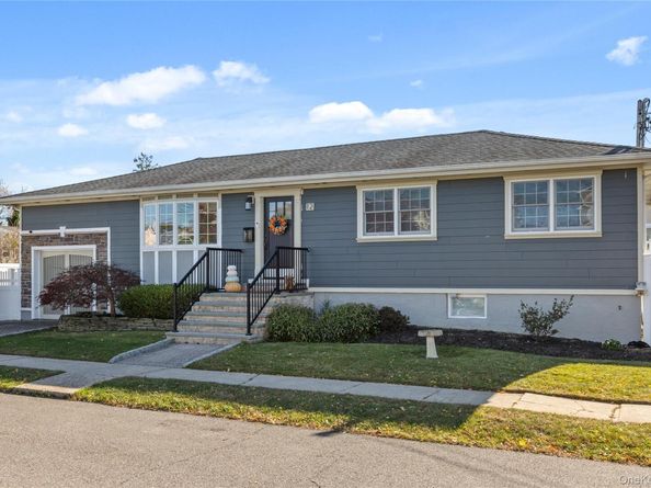 12 Georgia Road, Amityville NY 11701