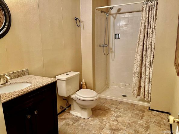 46 Blue Point Road E, Holtsville NY 11742