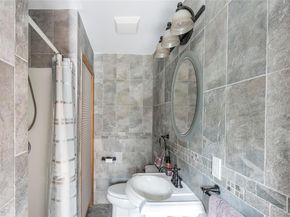 21 Woodridge Road, Hampton Bays NY 11946