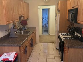 96 Jervis Avenue 96, Farmingdale NY 11735