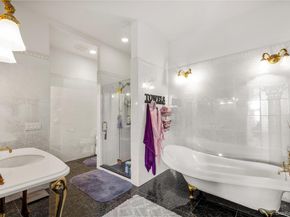 28 Old Neck Road S, Center Moriches NY 11934