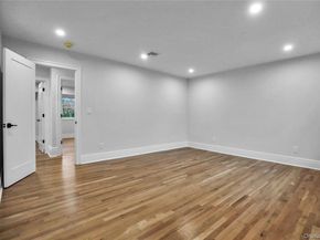 9 Susan Lane, Dix Hills NY 11746