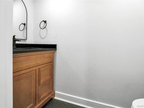 9 Susan Lane, Dix Hills NY 11746