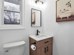 9 Susan Lane, Dix Hills NY 11746