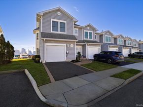 54 Ocean Watch Court 54, Freeport NY 11520