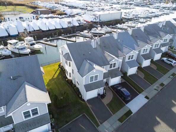 54 Ocean Watch Court 54, Freeport NY 11520