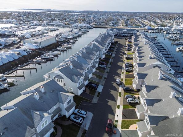 54 Ocean Watch Court 54, Freeport NY 11520