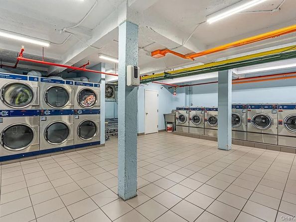 96-11 65 Rd 1, Rego Park NY 11374