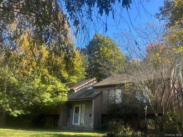 1203 Old Post Rd Rte 35, South Salem NY 10590