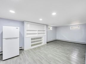 297 Catskill Avenue, Lindenhurst NY 11757