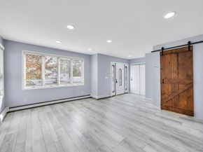 297 Catskill Avenue, Lindenhurst NY 11757