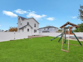 297 Catskill Avenue, Lindenhurst NY 11757