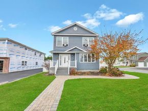 297 Catskill Avenue, Lindenhurst NY 11757