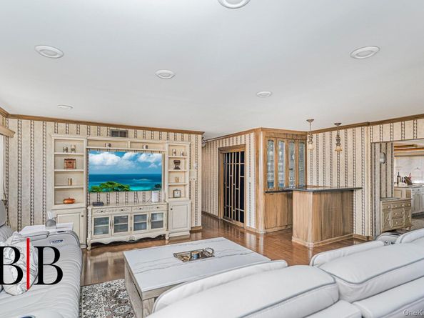 2017 E 74th Street, Brooklyn NY 11234