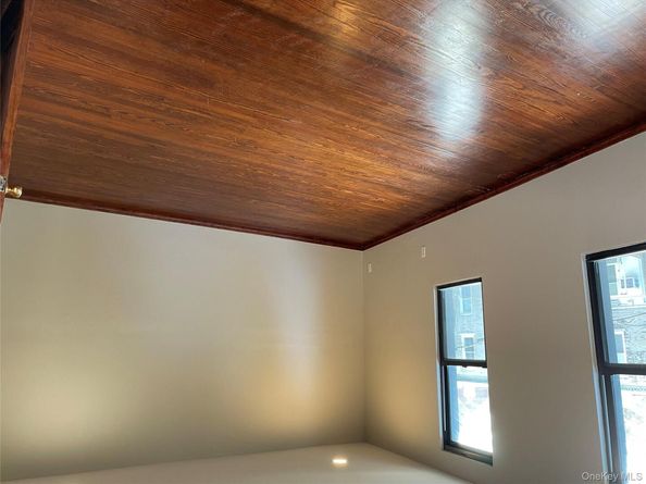 7845 79th Place, Glendale NY 11385