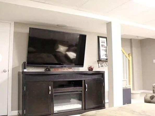 7845 79th Place, Glendale NY 11385