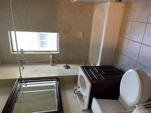 7845 79th Place, Glendale NY 11385