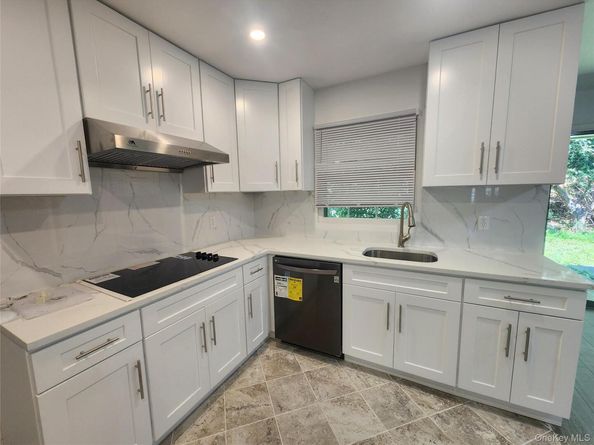 43 Seville Lane, Stony Brook NY 11790