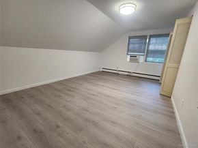 43 Seville Lane, Stony Brook NY 11790