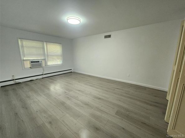 43 Seville Lane, Stony Brook NY 11790