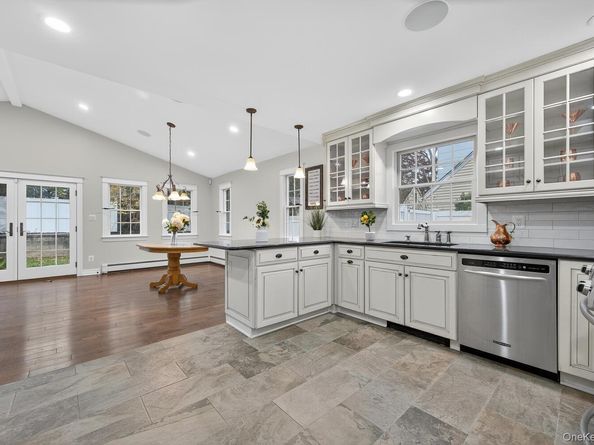 7 Claire Avenue, Huntington Station NY 11746