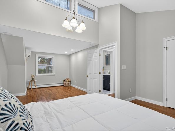 7 Claire Avenue, Huntington Station NY 11746