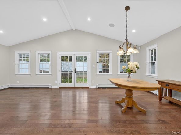 7 Claire Avenue, Huntington Station NY 11746