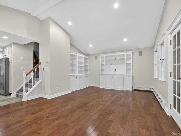 7 Claire Avenue, Huntington Station NY 11746